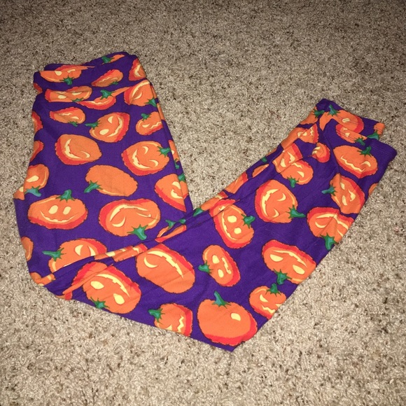 LuLaRoe one size leggings!