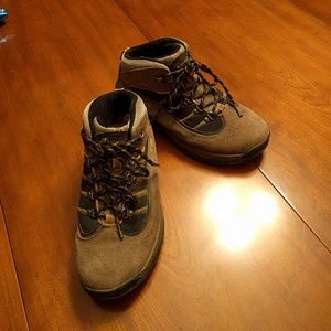 Waterproof over-the-ankle hiking boots
