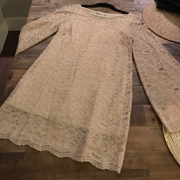 Lace mini - Picture 1 of 2
