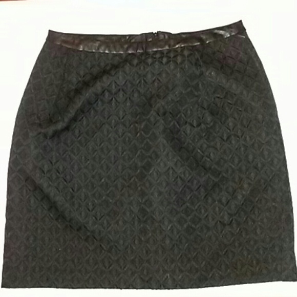 I. Madeline Mini - Picture 2 of 4