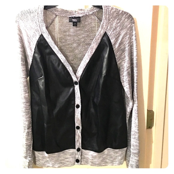 Sweaters - Small Ladies Cardigan