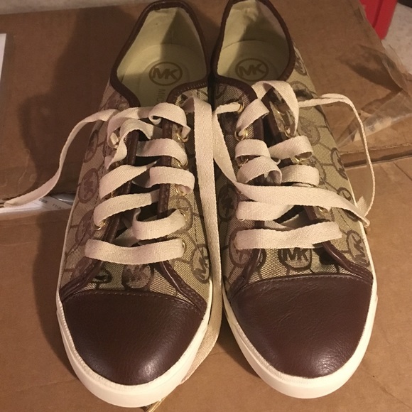 Michael Kors Sneakers