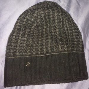 lulu hat