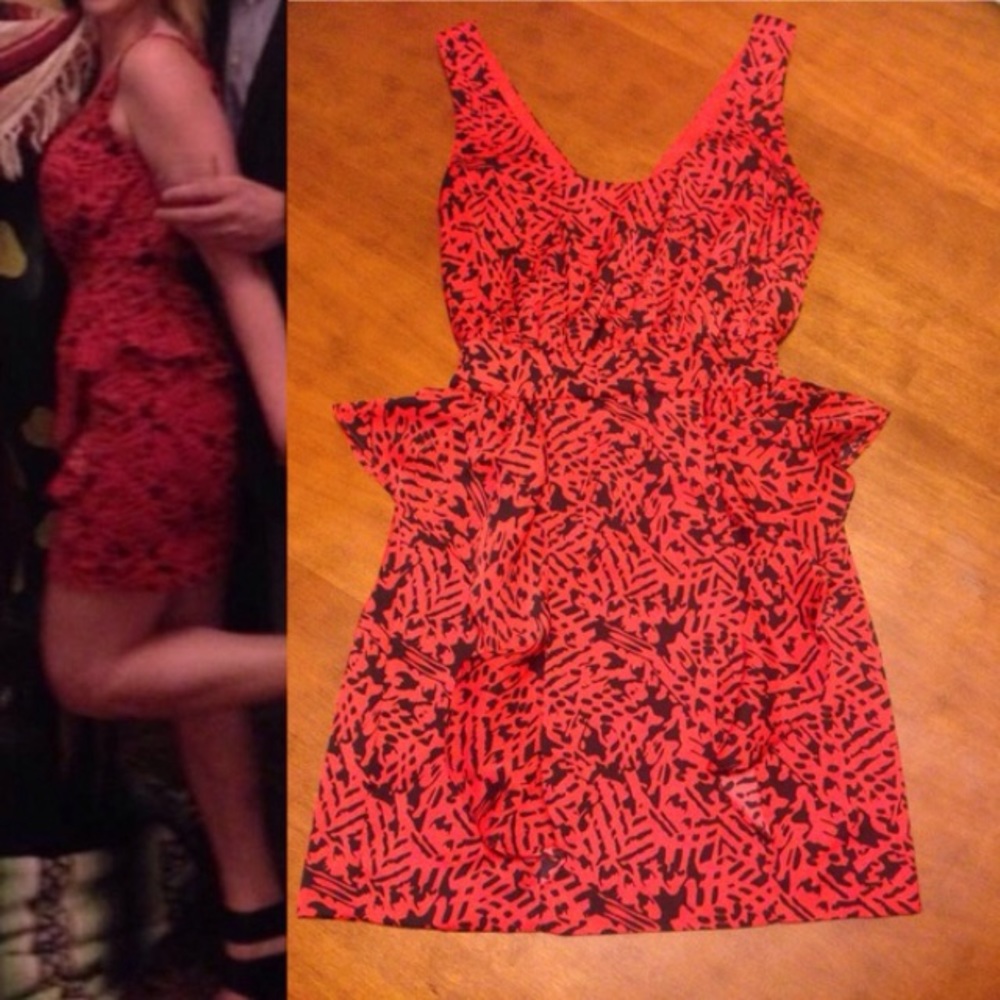 Flirty bebe Peplum 💋Party Dress💋 Sz XS