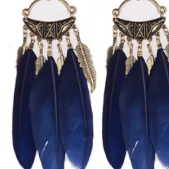 ✨New Blue boho feather statement earrings✨ - Picture 3 of 4