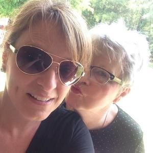 Meet your Posher, Christine