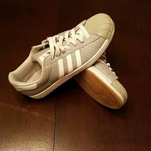 **Final Sale** Adidas Superstars
