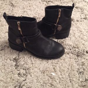 Vince Camuto Black Booties - Size 8