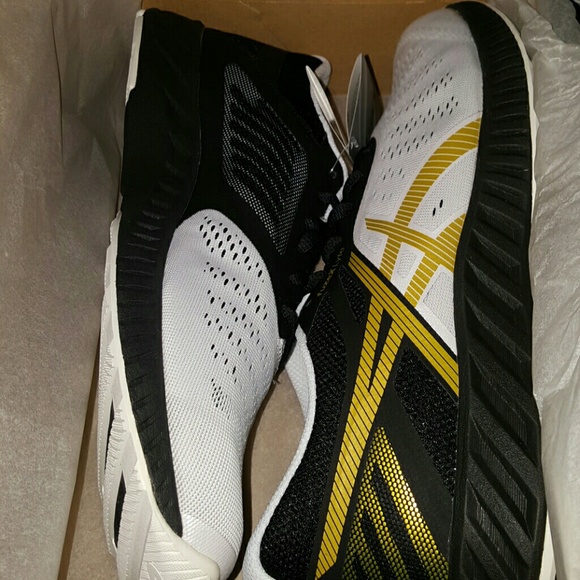 🆕 ASICS Fuzex Lyte Men's Running Shoes - Picture 2 of 3