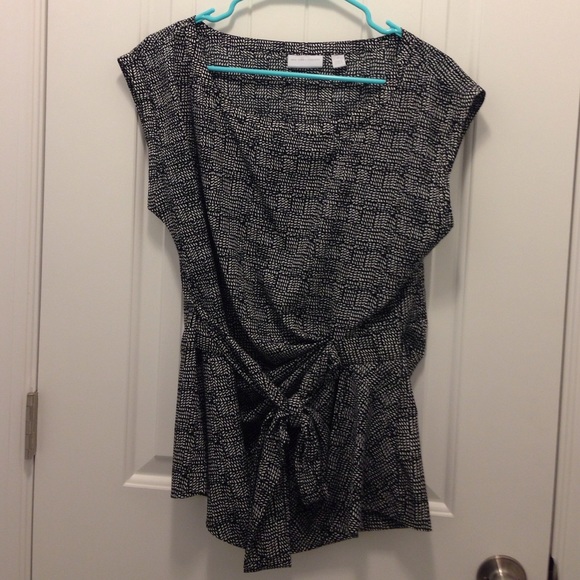 New York & Company Tops - New York and Company top black and white