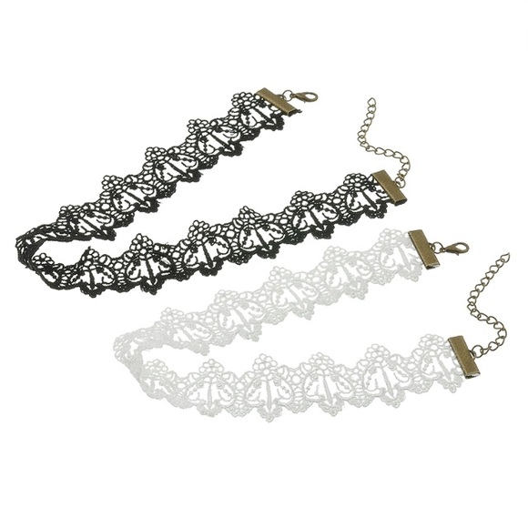 Black or White Lace Tattoo Choker - Picture 2 of 5