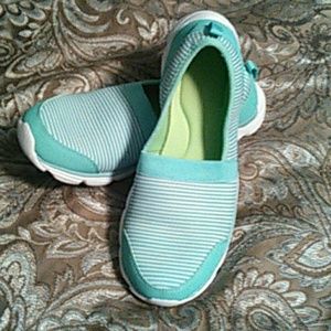 Champion Slide Shoes, aqua and white striped