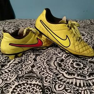 Nike tiempo soccer cleats