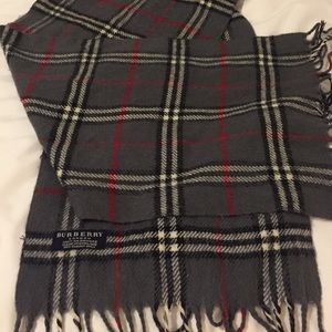 Authentic Burberry cashmere scarf ❄️