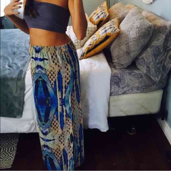 Maxi skirt