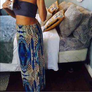 Maxi skirt
