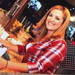 Meet your Posher, Alexandra