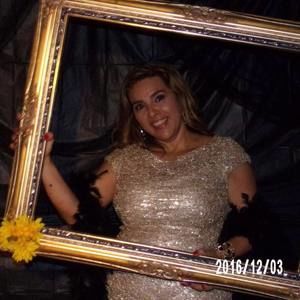 Meet your Posher, Aurairis