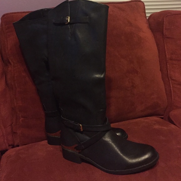 Black Tall Boots - Picture 2 of 4