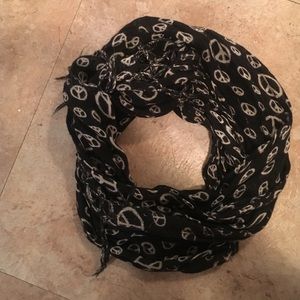 Peace sign scarf