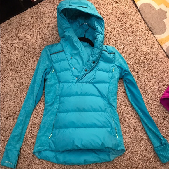 Euc fluff off pullover size 6