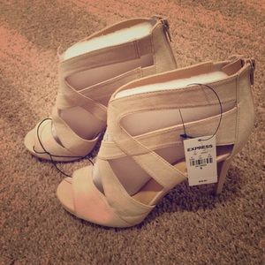 Express Strappy Heeled Sandal