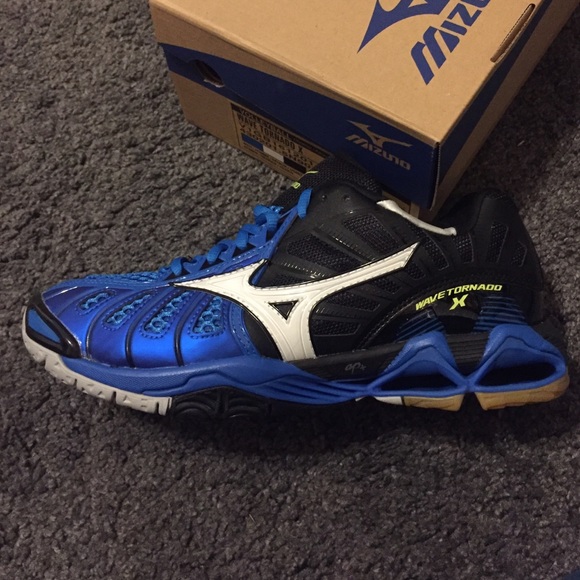 mizuno wave tornado 4 2016
