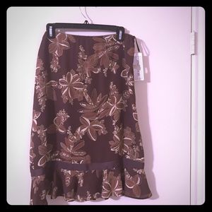 Super cute brown and tan skirt