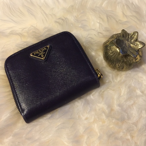Prada Handbags - Authentic prada wallet
