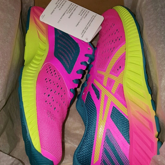 🆕 ASICS fuzeX Lyte Women's Running Shoes - Picture 2 of 3