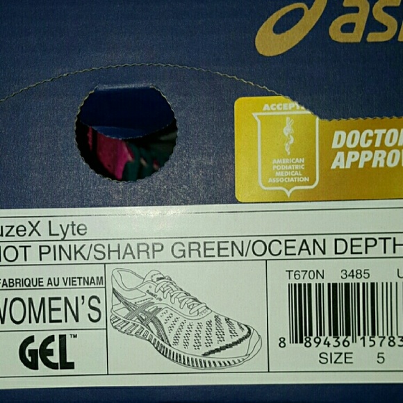 🆕 ASICS fuzeX Lyte Women's Running Shoes - Picture 3 of 3