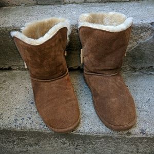 BearPaw on Poshmark