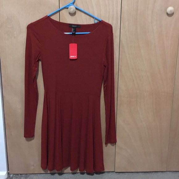 Dresses & Skirts - Dress