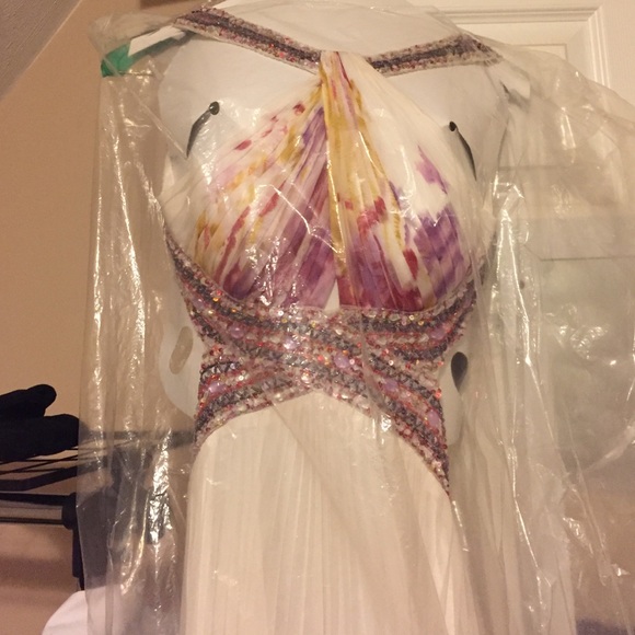 Dresses & Skirts - 5️⃣0️⃣💲‼️ sale tonight! Will not go lower!