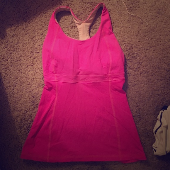 Lululemon athletic top