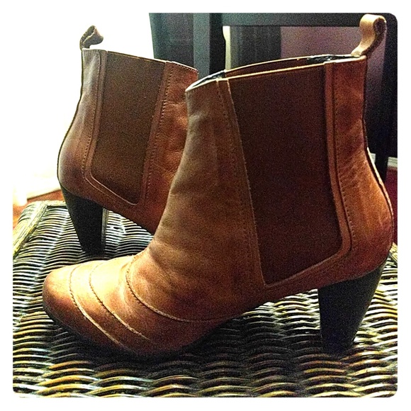Eric Michael Shoes - Eric Michael booties size 5