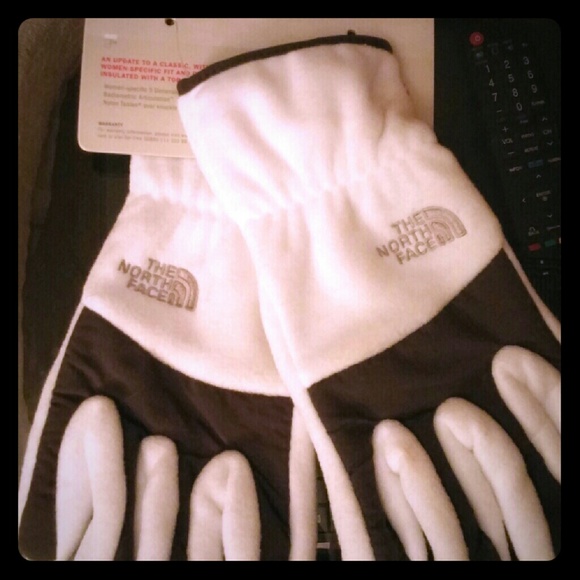 NorthFace thermal gloves.....
