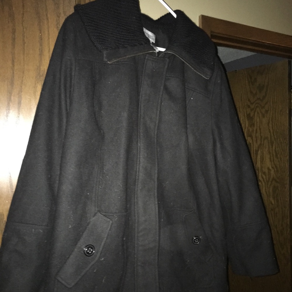 Fashionable black jacket