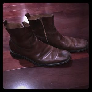 Kenneth Cole leather boots