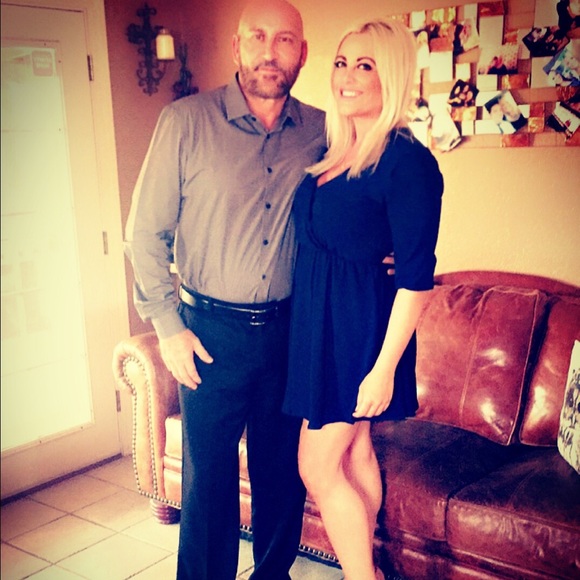 Meet your Posher, Amanda 🐼💋 - Picture 4 of 8