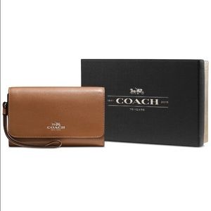 😱💔SOLD❌ Boxed Phone Clutch in Calf Leather