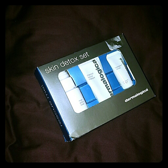 DERMALOGICA Detox Skin Set