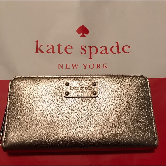 NWT Kate Spade Rosegold Wellesley Neda - Picture 1 of 3
