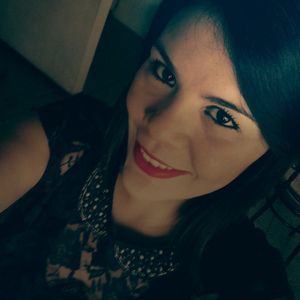 Meet your Posher, Adriana