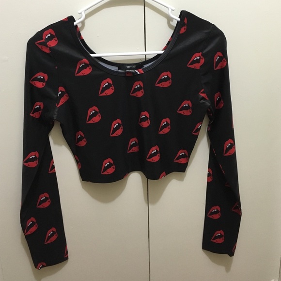 Tops - Crop top