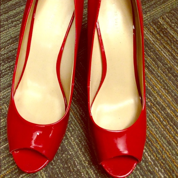 Red Nine West Heels