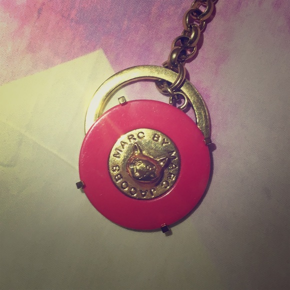 Marc By Marc Jacobs Cat Keychain - Picture 1 of 4