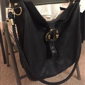 Gucci-black-pebbled-leather-wave-large-hobo-bag