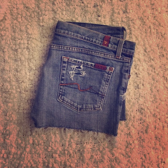 7 for all Mankind Jean Shorts - Picture 1 of 4