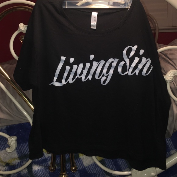 Crop top tee